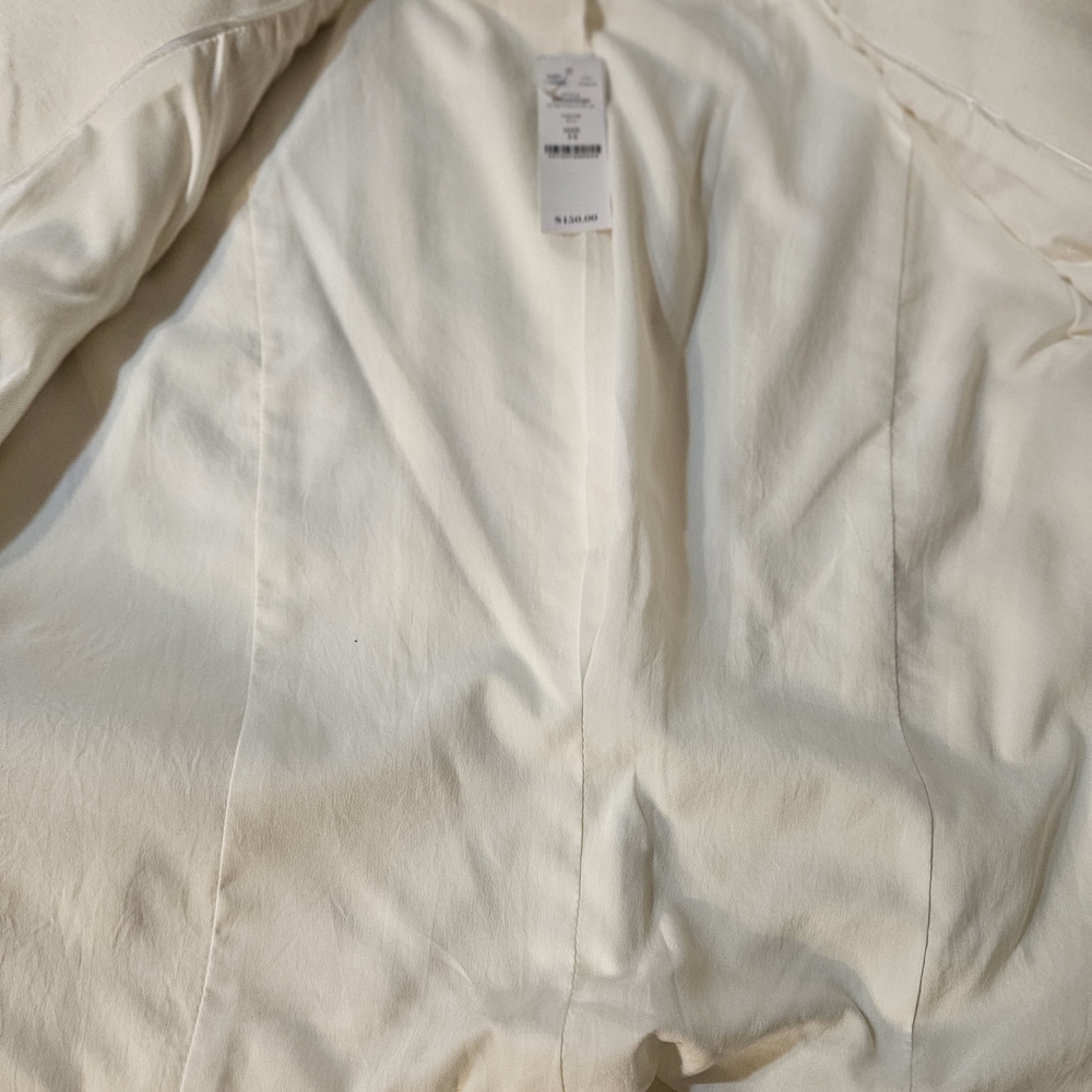 White House Black Market White Bomber Jacket with Structured Shoulders - Picture 8 of 12
